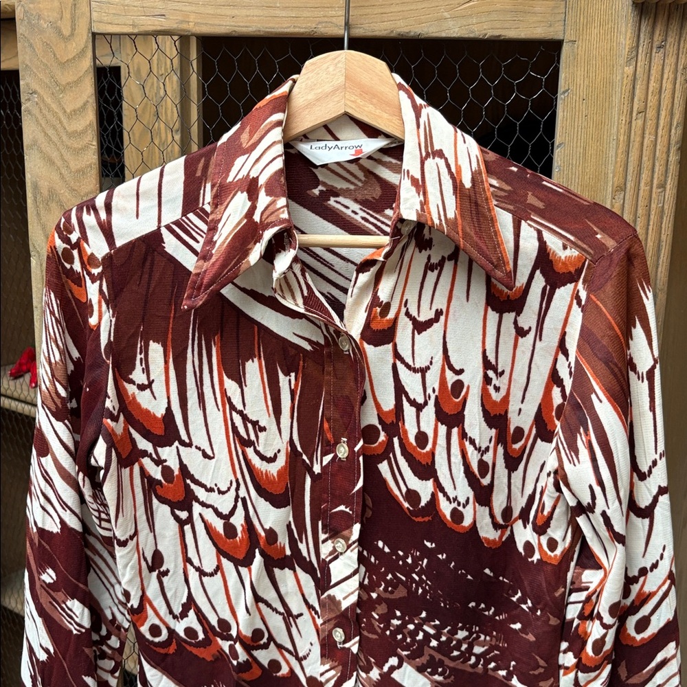 Vintage 1970's Lady Arrow Abstract Print Long Sleeve Button Up Shirt - Picture 2 of 15